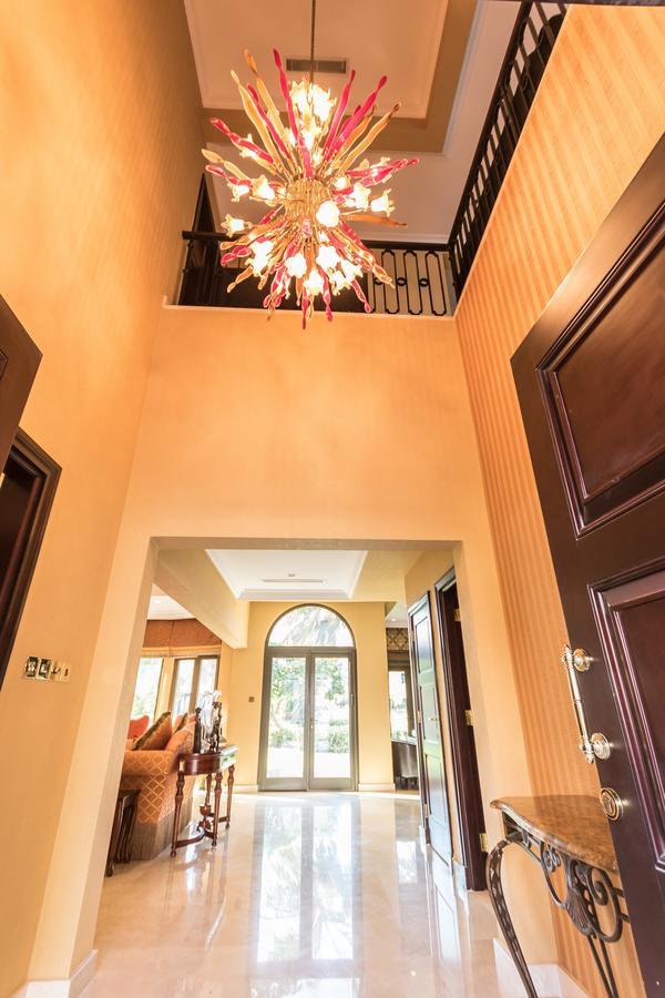 Yanjoon Holiday Homes - Palm Jumeirah Frond A Villas Dubai Buitenkant foto