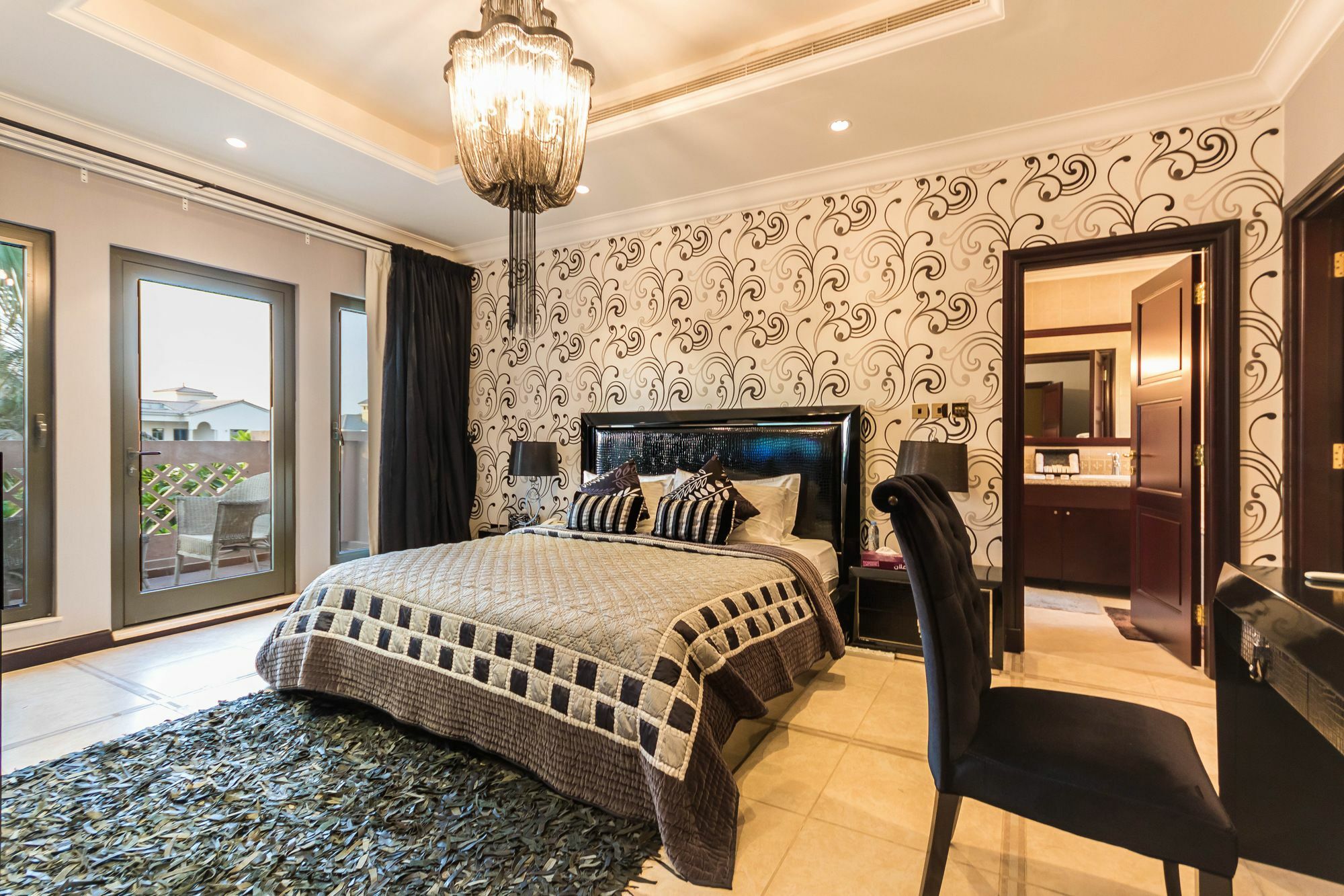 Yanjoon Holiday Homes - Palm Jumeirah Frond A Villas Dubai Buitenkant foto